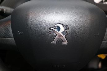Peugeot 208 BlueHDi Access
