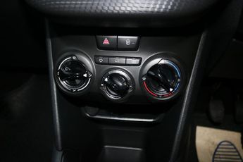 Peugeot 208 BlueHDi Access