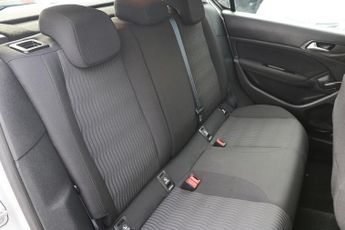 Peugeot 308 BlueHDi Access