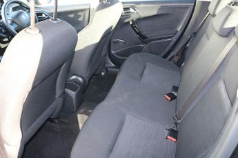 Peugeot 208 BlueHDi Access