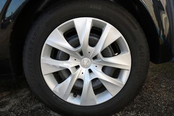 Peugeot 208 BlueHDi Access