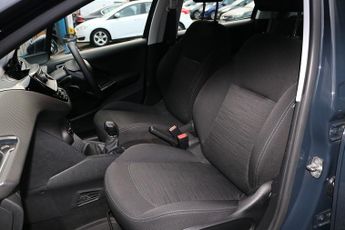 Peugeot 208 BlueHDi Access