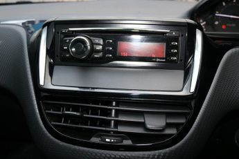 Peugeot 208 BlueHDi Access