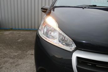 Peugeot 208 BlueHDi Access