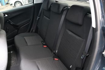 Peugeot 208 BlueHDi Access