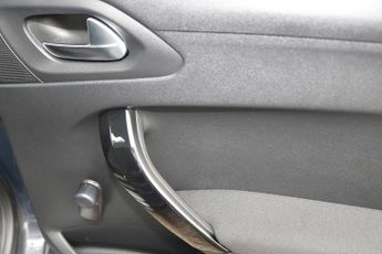 Peugeot 208 BlueHDi Access