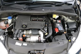 Peugeot 208 BlueHDi Access