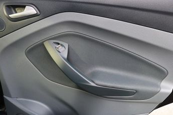 Ford C-Max T EcoBoost Titanium