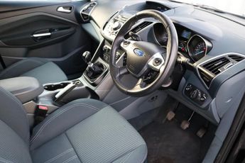 Ford C-Max T EcoBoost Titanium