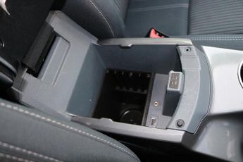 Ford C-Max T EcoBoost Titanium