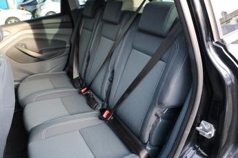 Ford C-Max T EcoBoost Titanium