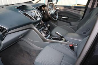 Ford C-Max T EcoBoost Titanium