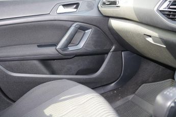 Peugeot 308 BlueHDi Access