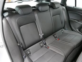 Vauxhall Astra i Turbo Elite Nav