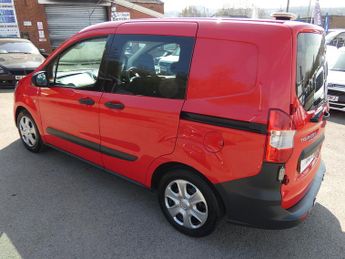 Ford Transit Courier TDCi Base