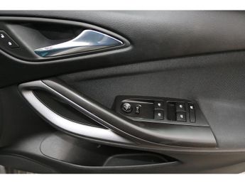 Vauxhall Astra CDTi ecoFLEX Design