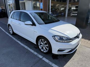 Volkswagen Golf 1.5 TSI EVO BlueMotion Tech SE Nav Hatchback 5dr Petrol DSG Euro