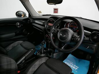 MINI Hatch Cooper