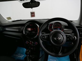 MINI Hatch Cooper