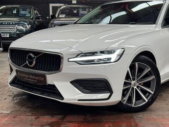 Volvo V60 B4 MHEV Momentum