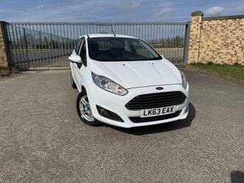 Ford Fiesta 1.6 Zetec Hatchback 5dr Petrol Powershift Euro 5 (105 ps)