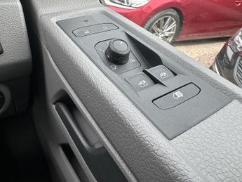 Volkswagen Transporter BiTDI T32 Highline
