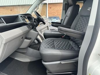 Volkswagen Transporter BiTDI T32 Highline