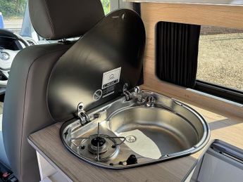 Volkswagen Transporter T6 T30 SWB 102