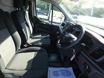 Ford Transit Custom 300 EcoBlue Leader