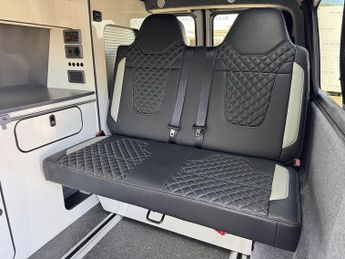 Volkswagen Transporter T6 T30 102 LWB