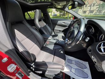 Mercedes-Benz Cla Cla 180 Amg Sport