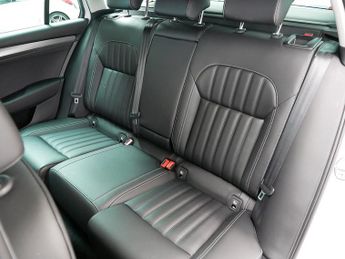 Skoda Superb TSI iV SE L