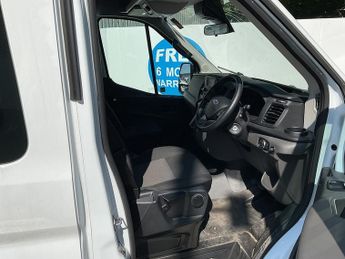 Ford Transit 460 EcoBlue Leader 17 Seat
