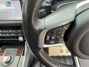 Jaguar XF i Portfolio