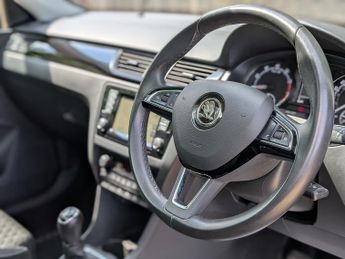 Skoda Rapid Spaceback TSI SE Sport