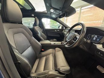 Volvo XC60 h T6 R-Design