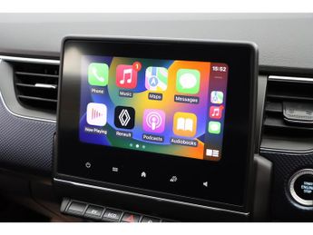 Renault Arkana E-TECH Iconic