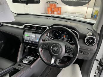 MG MG ZS Trophy Connect Long Range