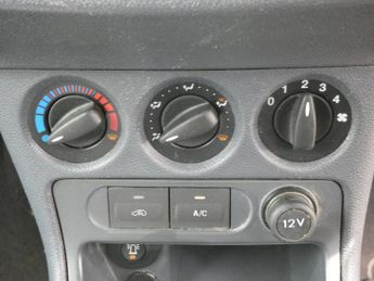 Ford Transit Connect TDCi T230