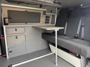 Volkswagen Transporter T6 T32 150 4 Motion SWB