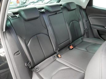 SEAT Leon TSI XCELLENCE Lux