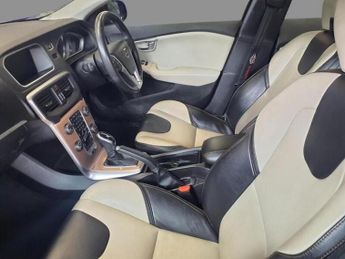 Volvo V40 Cross Country T3 Pro
