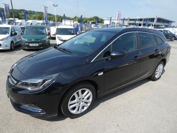 Vauxhall Astra CDTi ecoTEC BlueInjection Tech Line Nav