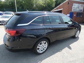 Vauxhall Astra CDTi ecoTEC BlueInjection Tech Line Nav