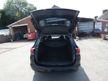 Vauxhall Astra CDTi ecoTEC BlueInjection Tech Line Nav