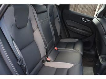 Volvo XC60 h T8 Twin Engine R-Design