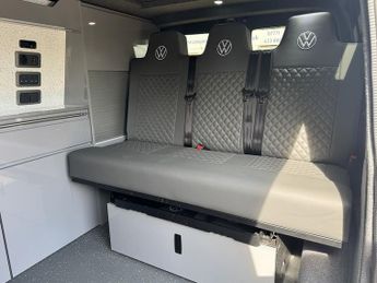 Volkswagen Transporter T6 T30 SWB 102
