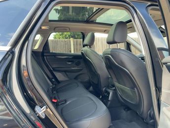 BMW 2 Series Active Tourer 220i Luxury