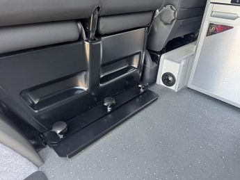 Volkswagen Transporter T6.1 T32 110 LWB
