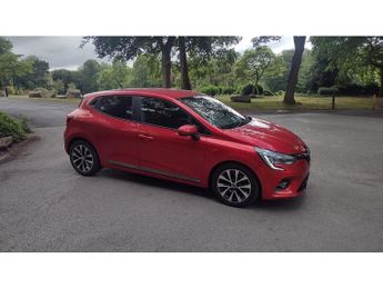 Renault Clio Blue dCi Iconic